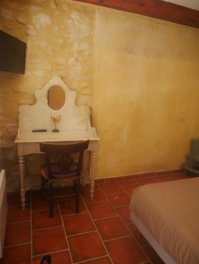 La Feniere Bed & Breakfast Venejan Exterior photo